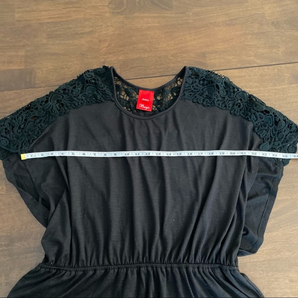 BAYO Black Embroidered Blouse with Gartered Bottom - Picture 9 of 10